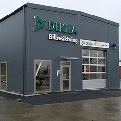 DEKRA-Bilbesiktning-bilprovning-hässleholm